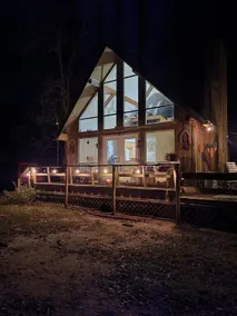 Lakeside Chalet - Image 2