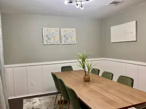 5 bedrooms , 2 kings & Media room - Image 2