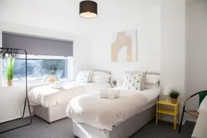 Contractor Stay | Liverpool/Sleeps 7/WiFi/Parking - Image 5