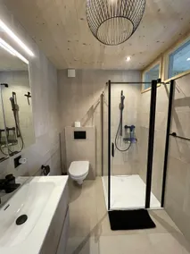 Apartment with independent bedroom and terrace - Image 2