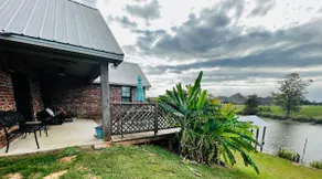 Waterfront Cane River Cottage - Image 2
