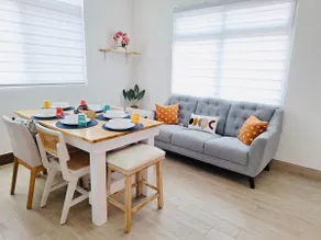 Jade Apartment Oasis - Image 4