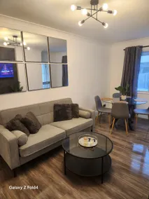 2 Bedroom Home - Free Parking - NEC, Bham Airport - Image 2