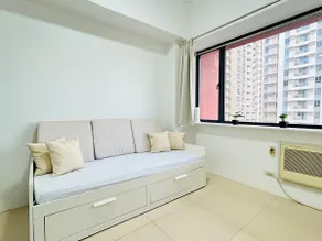 Ace Suites Residences next to the Water Spa - Budget Room - Image 3