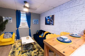 Millview spacious 1 suite loft apartment sleeps 5 - Image 5