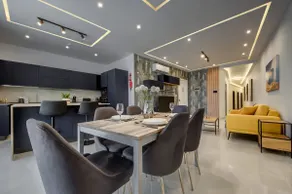 Seascape Apartment - Image 2