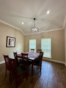 New Cozy Farmhouse Style Home - Image 4