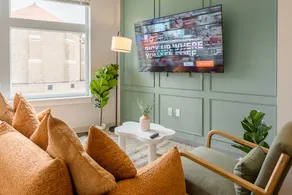 The Curie: Artistic • Eclectic Warmth • W/D - Image 3