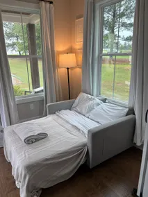 Farmhouse Style Guesthouse - Image 5