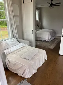 Farmhouse Style Guesthouse - Image 2