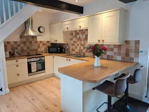 A one bed, cosy cottage - Image 3