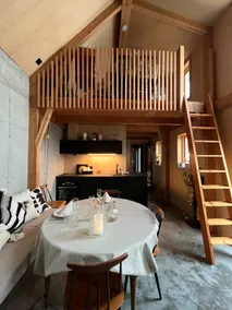Converted Stables/Cozy and Modern Studio Flat - Image 2