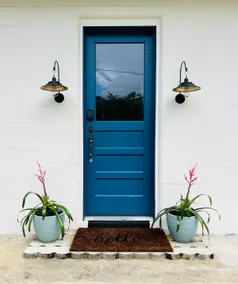 2BR Bungalow Near Kings Bay | Coastal Getaway - Image 2