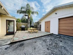 2BR Bungalow Near Kings Bay | Coastal Getaway - Image 3