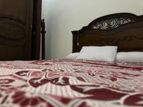High Ceiling Seaview Apartment - Image 4