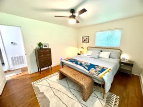 SweetHomeKnox Fenced yard, 7 min/UT-pet friendly - Image 3