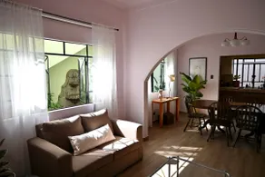 Spacious Renovated Apartment in the Historic Center - Image 4