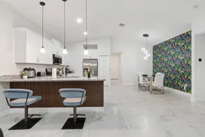 Hard Rock Luxury Home - Image 5