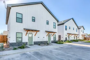Brand New Modern 2BR ~ Mathis Field! - Image 2