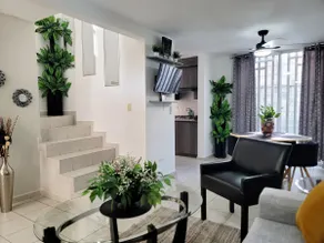 Private 3-bedroom house | Park + airport - Image 3