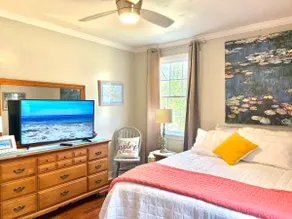 Top Location! Close to USA, Outdoor Space\\Fenced! - Image 3