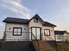 Cabin with Whirlpool Bathtub and Heated Flooring - Image 2