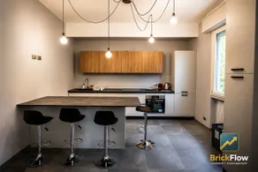 [2 Bedrooms 2 Bathrooms] • Parking • Hospital 350 m - Image 2