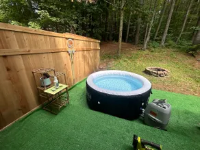 Retro Retreat & Spa - Image 2