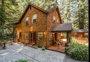 Storybook Creekside Getaway - Image 3