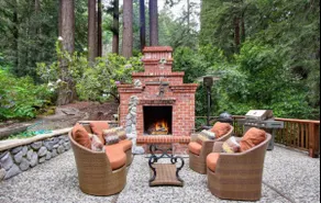 Storybook Creekside Getaway - Image 5