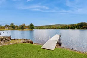 Lakehouse, waterfront, dock, kayaks, wifi, grill - Image 2