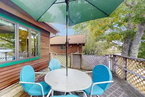 Lakehouse, waterfront, dock, kayaks, wifi, grill - Image 4