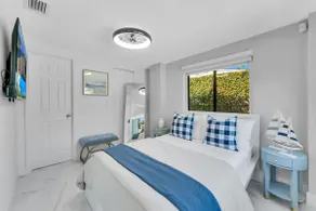 Azure Costal Home in North Miami Beach - Image 5