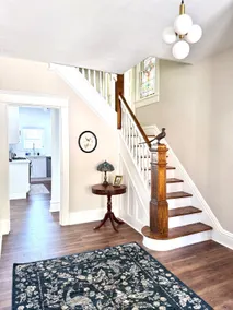 3 Stories | 4B/1.5B | 3 King+2 Queen | 15m to Pgh - Image 2