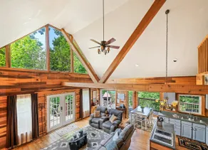 Cubby Bear Cabin-Peaceful, Pet Friendly Great View - Image 3