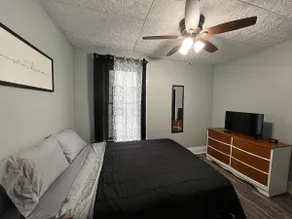 Historic Downtown Apartment in Hiawatha - Image 2