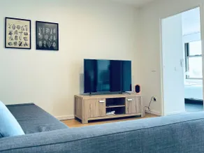 Urban Dickson Apt Chinatown 1BR - Image 3