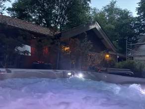 Pure Verwennerij Apeldoorn, luxury suite with Jacuzzi - Image 2
