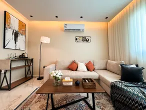 Spacious & Private Apartment ! - Image 2