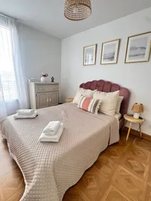 Cozy and bright apartment, 20 minutes from Paris - Image 5
