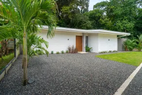Casa Botánica-walk to beach, big pool, shady patio - Image 4