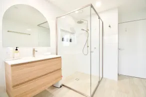 Oceanic Pet Friendly Townhouse 8min to Mooloolaba - Image 4