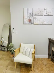 Cozy Studio by Lake Magdalene with Washer & Dryer - Image 3