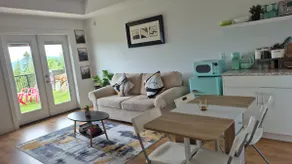 Elevated Horizon Retreat - Image 3