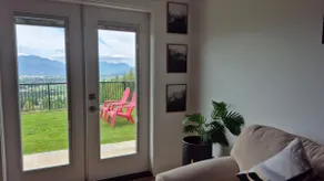 Elevated Horizon Retreat - Image 4
