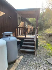 Huddle Hill Airbnb - Image 3