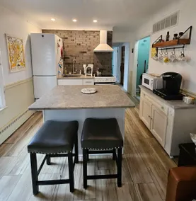 The Suite Retreat - Image 3