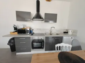 Cottage for 12 people in the countryside, A5 2 min, private parking - Image 4
