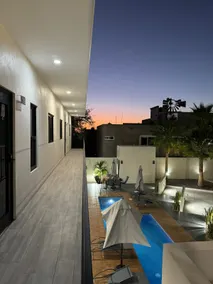 Amazing apartment near the pier and cathedral! - Image 3