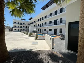 Amazing apartment near the pier and cathedral! - Image 2